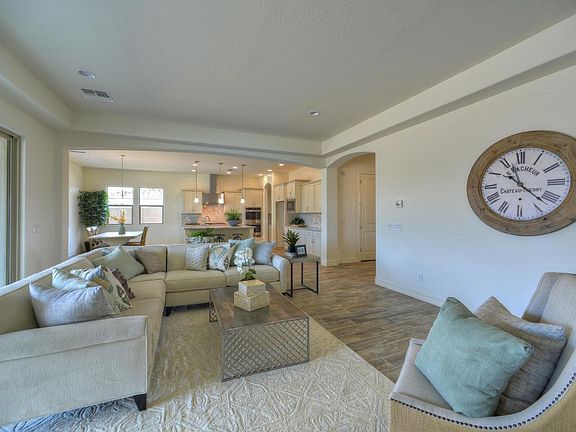 5th image of 2270 E Cherrywood Pl