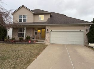 2082 Enterprise Dr, Troy, MI 48083