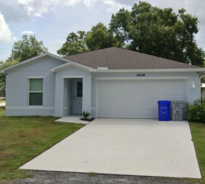 8686 99th Ct