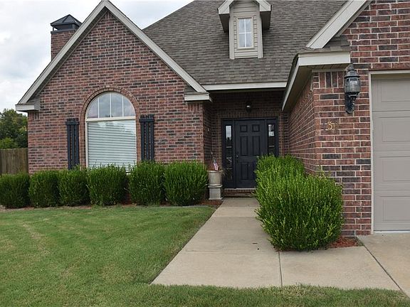 2nd image of 438 Oxen Ln