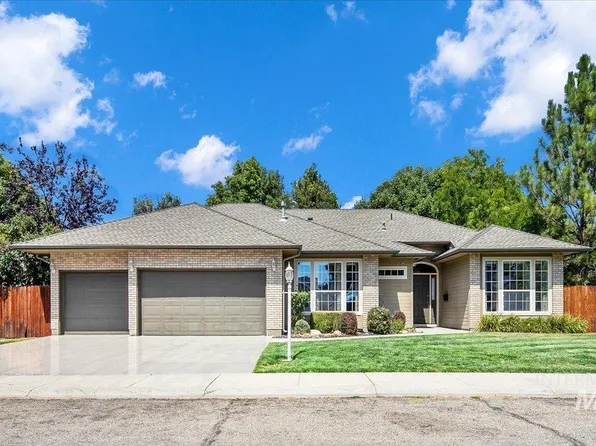 8470 W Donnybrook Dr, Boise, ID 83709