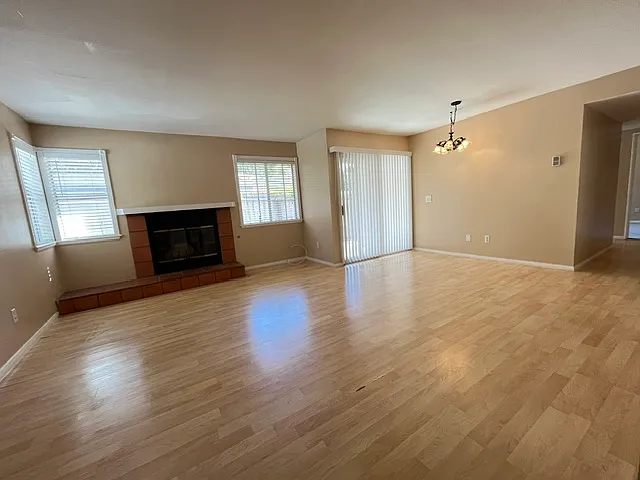 2920 Luciernaga St #103 — Photo 16