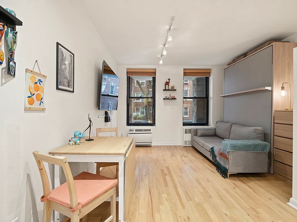 1st image of 315 W 55th St APT 1D