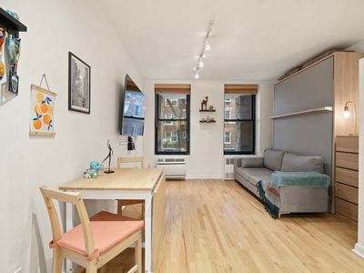 315 W 55th St APT 1D, Manhattan, NY, 10019