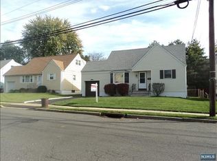 1537 Ridgway St, Union, NJ 07083