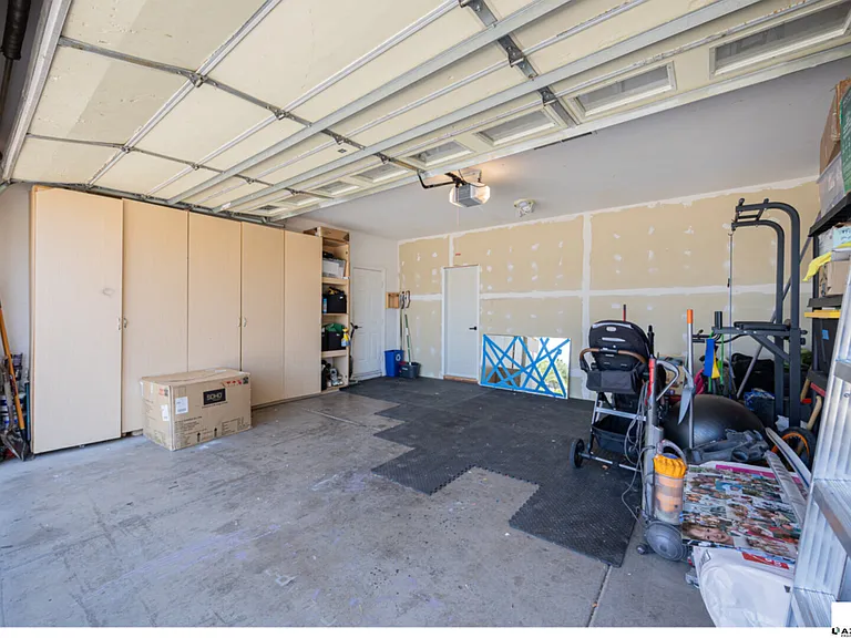 15867 N 18th Pl — Photo 33