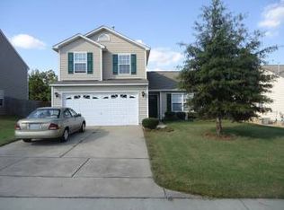 1737 E Honey Springs Ave, Fuquay Varina, NC 27526