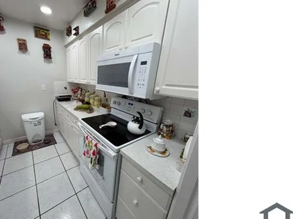 4520 NE 1st Ter, Oakland Park, FL 33334