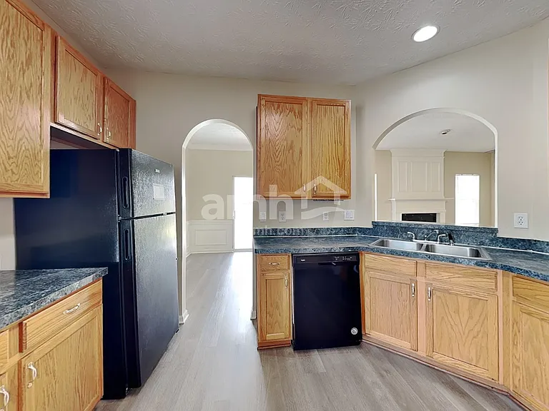 4284 Wood Cove Dr — Photo 4