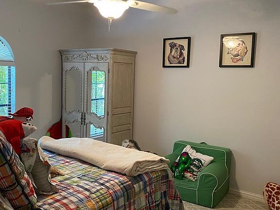 5th image of 24025 Augusta Dr