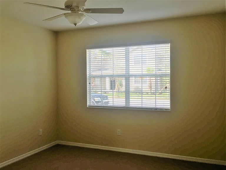 12826 Strode Ln — Photo 11