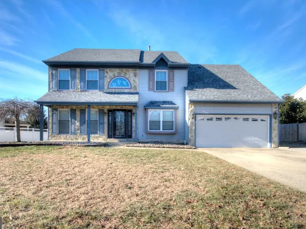 36 Saddlebrook Dr, Sewell, NJ 08080