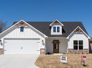 131 Rose Row Ln, Winona, TX 75792