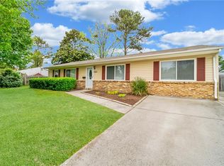 3780 Starlighter Dr, Virginia Beach, VA 23452