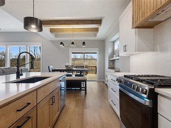 5th image of 13545 NE 114th Pl