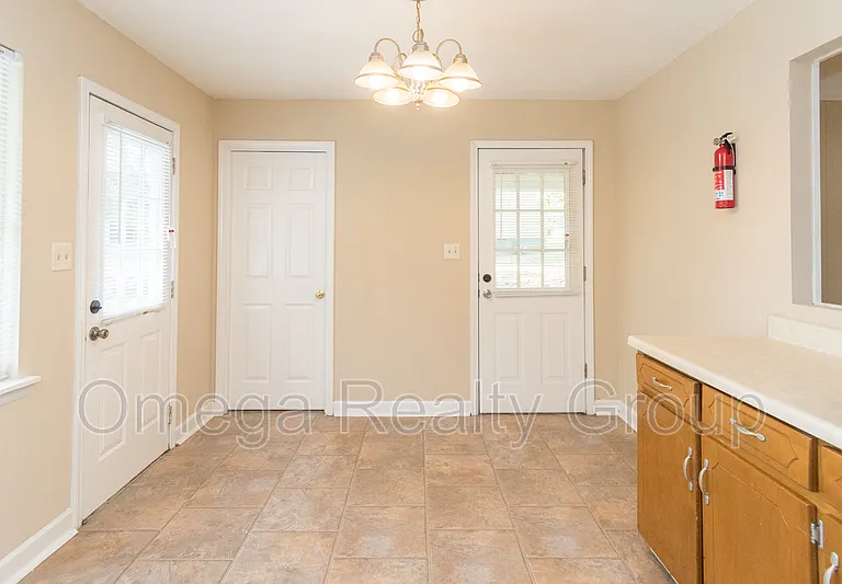 2600 Fitzgerald Rd — Photo 17