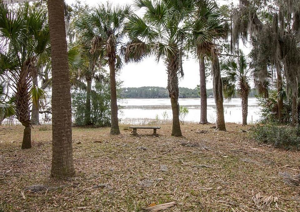 2nd image of 88 Calhoun Plantation Rd