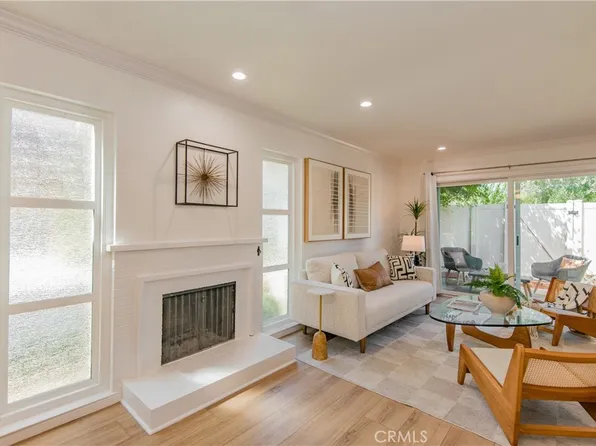 28515 Conejo View Dr, Agoura Hills, CA 91301
