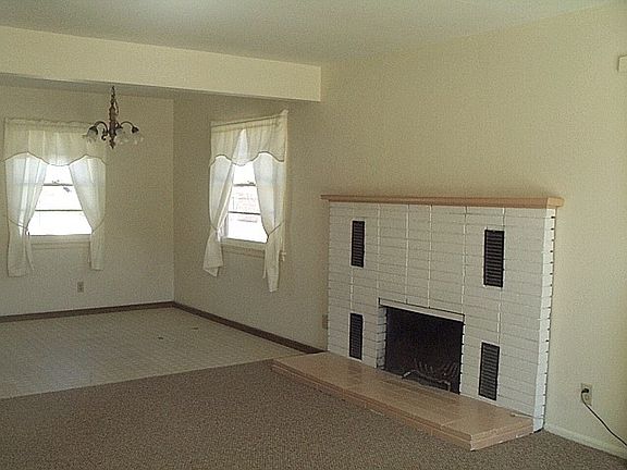 2nd image of 71602 Juanita Dr