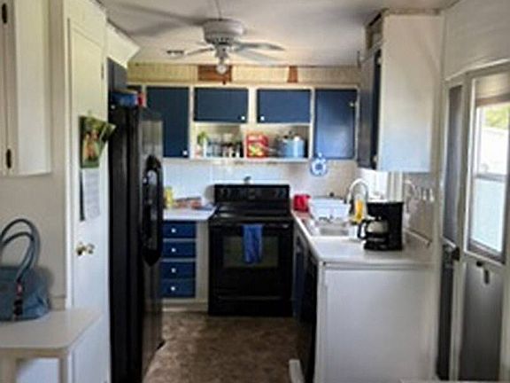 3rd image of 68 Regency Dr