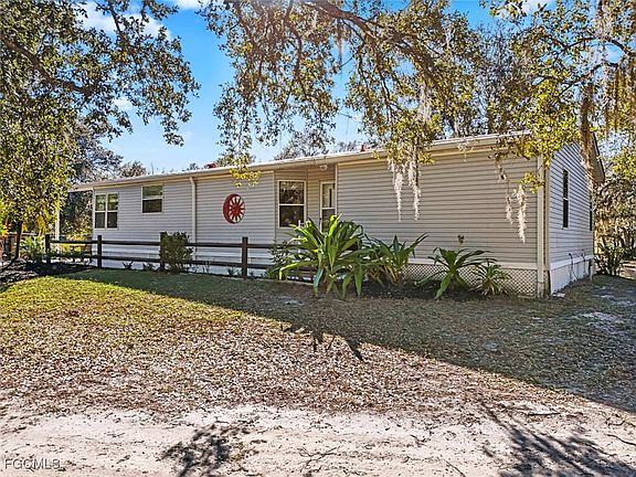2nd image of 29414 Pine Villa Cir
