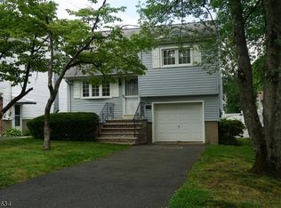 188 Camden Rd, Parsippany, NJ 07054