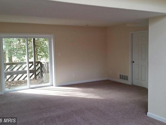 4th image of 745 Darlow Dr