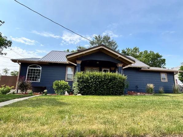 125 W 5th St, Winner, SD 57580