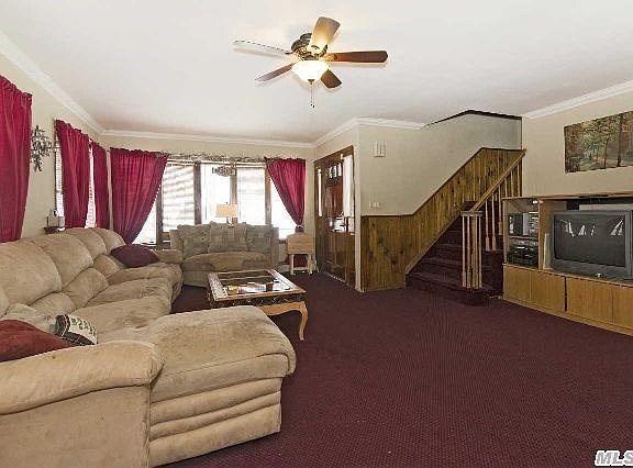 2nd image of 120 Bergen Ct