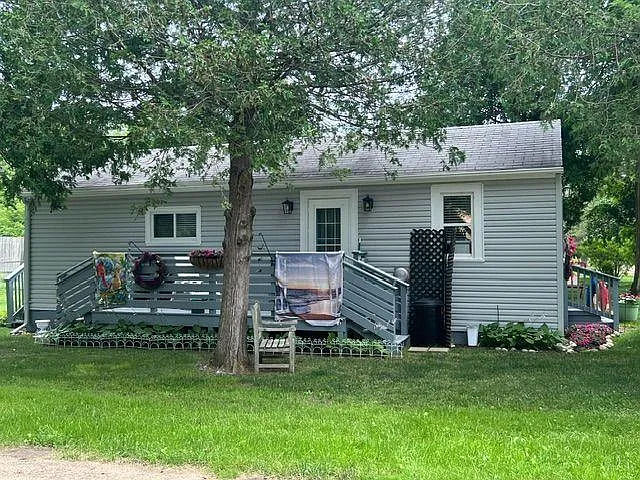 7153 Cedar Rd — Photo 30