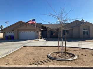 19285 Tomahawk Rd, Apple Valley, CA 92307