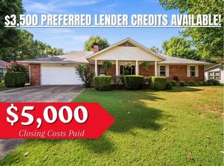 807 Maple St, Prairie Grove, AR 72753