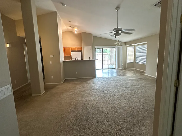 13235 W Banff Ln — Photo 3