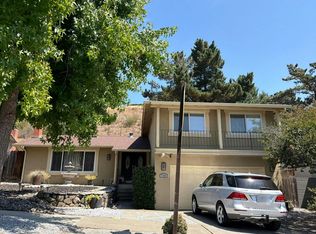 7756 Surrey Ln, Oakland, CA 94605