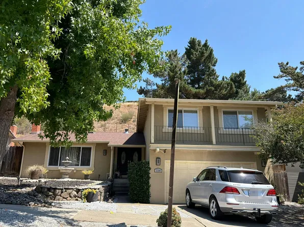 7756 Surrey Ln, Oakland, CA 94605