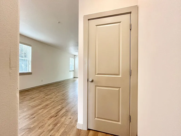Edy Road Townhomes — Photo 10