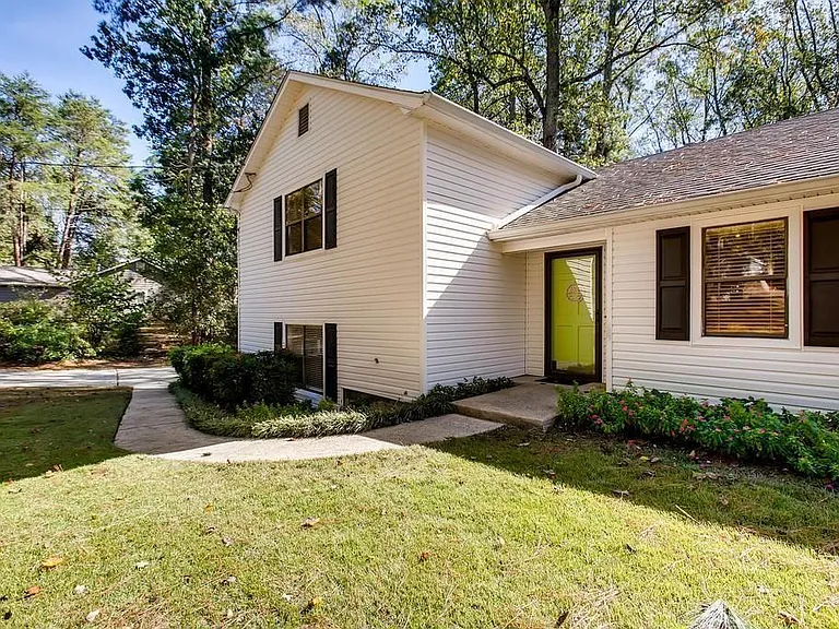 2274 Turtle Lndg NE — Photo 3