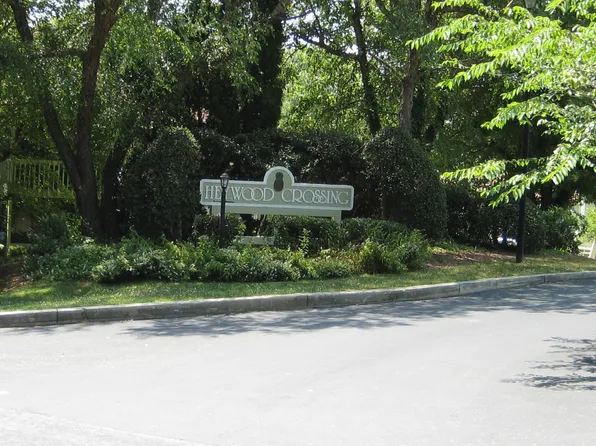 110 Heywood Rd APT 19D, Arden, NC 28704