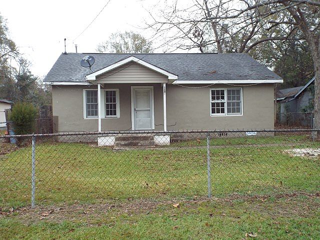 2nd image of 2409 Dawson St