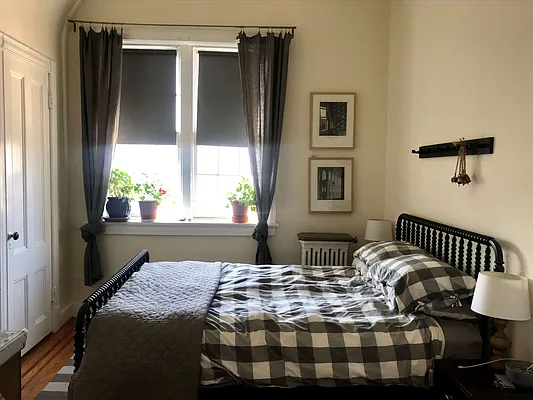 Rented by Brown Harris Stevens | media 6
