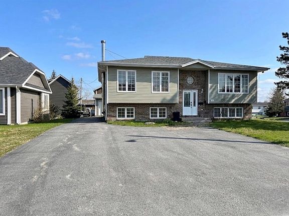 3rd image of 2 Henley Street
