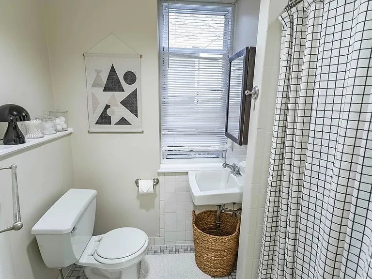 3929 Baltimore Ave — Photo 9