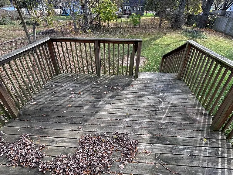 90 E Mark St — Photo 9