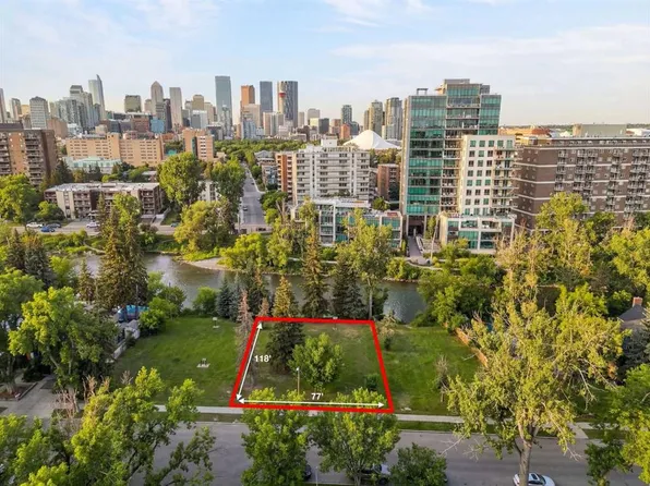 116 Roxboro Rd SW, Calgary, AB T2S 0R1