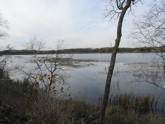 4th image of Xxx S Union Lake Dr SE
