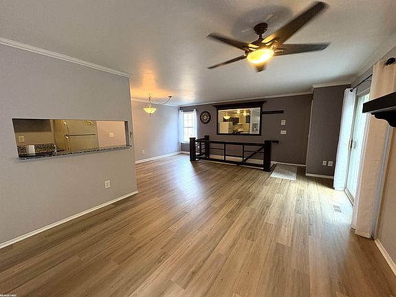 4th image of 33699 Bayview Dr