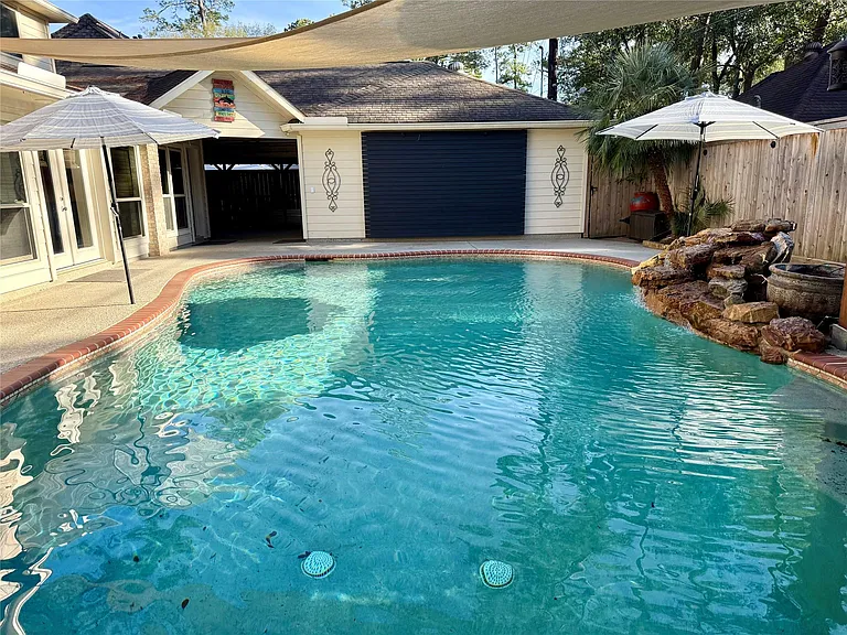 12907 Lake Mist Dr — Photo 21