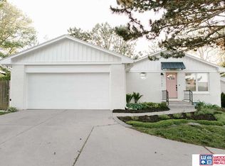 1131 S 84th St, Lincoln, NE 68510