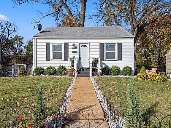 2nd image of 3555 Saint Christopher Ln