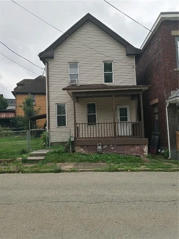 107 Gallatin Ave photo 1